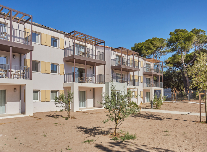 2 Pièces 4 Pers. à louer à PRESQU'ÎLE DE GIENS / HYÈRES "Le Riviera"