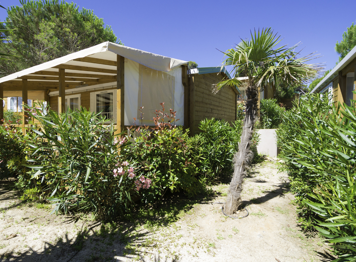 mobil-home-camping-eurosurf-hyeres-presquile-de-giens-448-mobil-home-4-8-clim